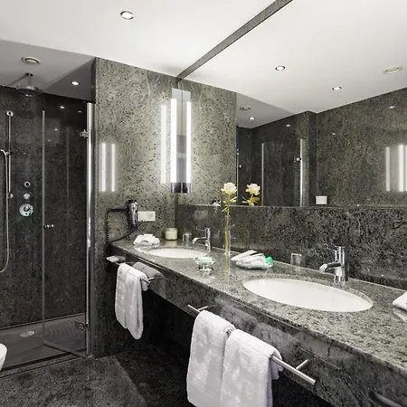 Hotel Sauerland Stern 4*